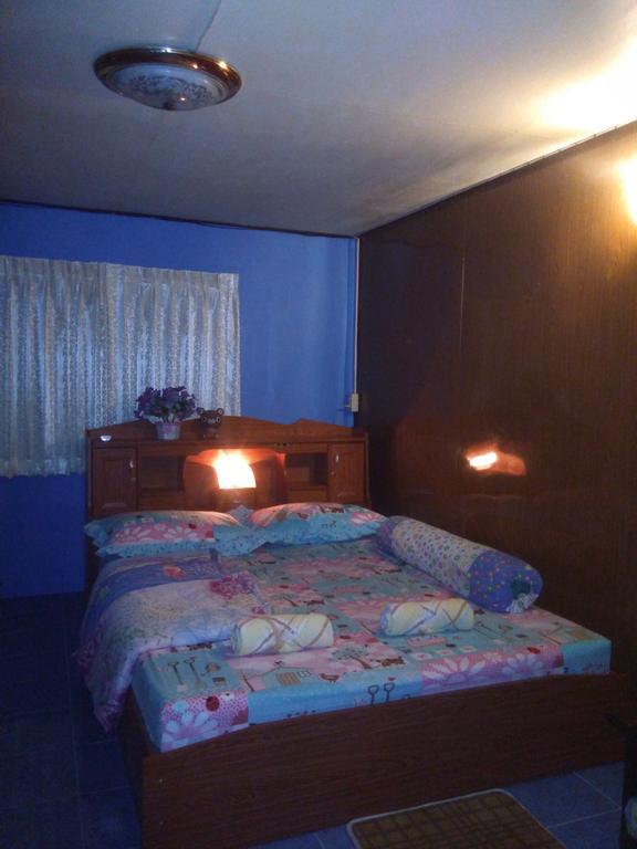 Patchaya Guesthouse Amphawa Dış mekan fotoğraf