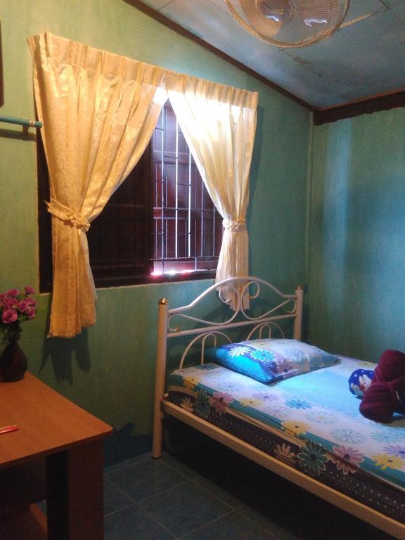 Patchaya Guesthouse Amphawa Dış mekan fotoğraf