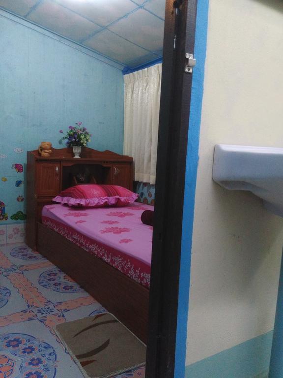 Patchaya Guesthouse Amphawa Dış mekan fotoğraf