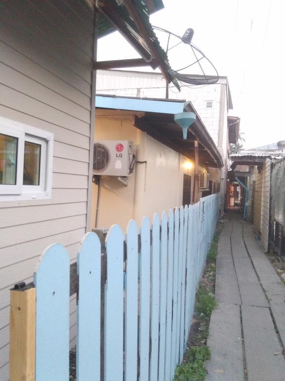 Patchaya Guesthouse Amphawa Dış mekan fotoğraf
