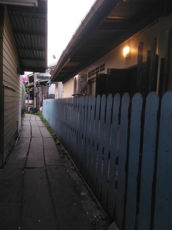Patchaya Guesthouse Amphawa Dış mekan fotoğraf